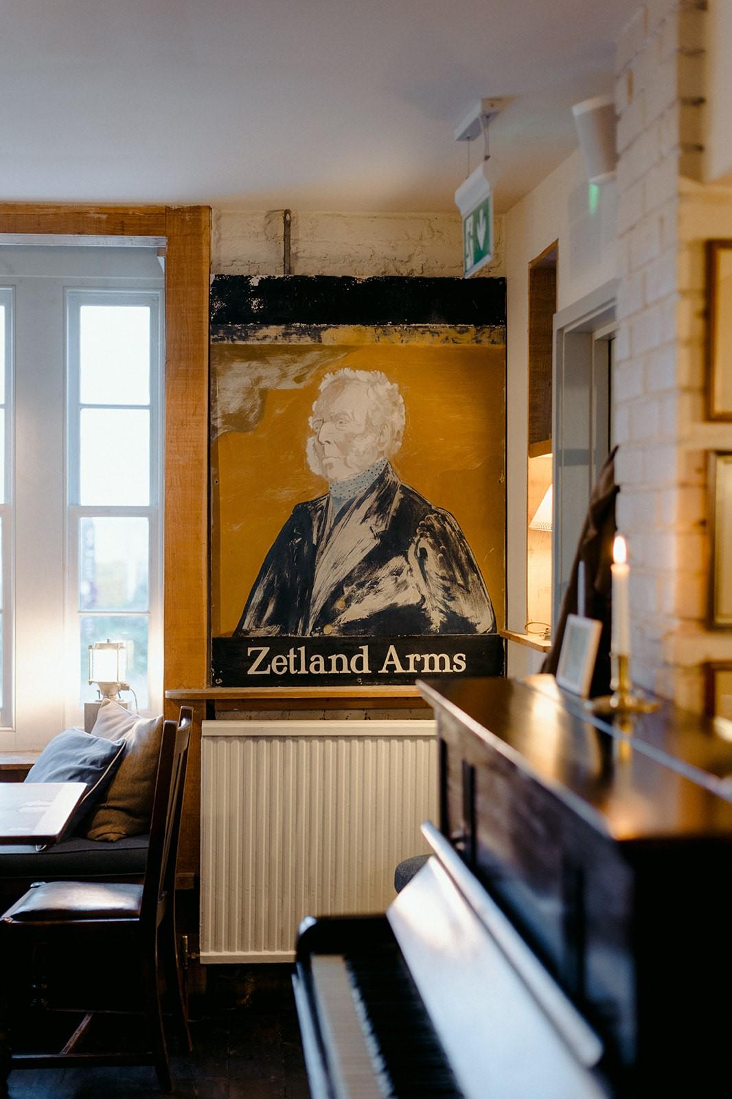 Zetland-Arms-pub-interior.jpg